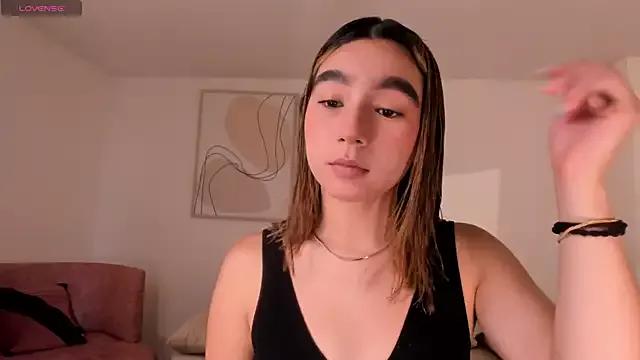 Try our streaming cams variety and talk on a personal level with our adorable girls streamers, showing off their bountiful shapes and dildos.