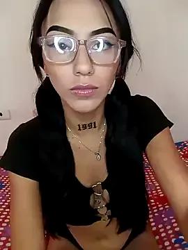 Adriana_honey from StripChat is Freechat