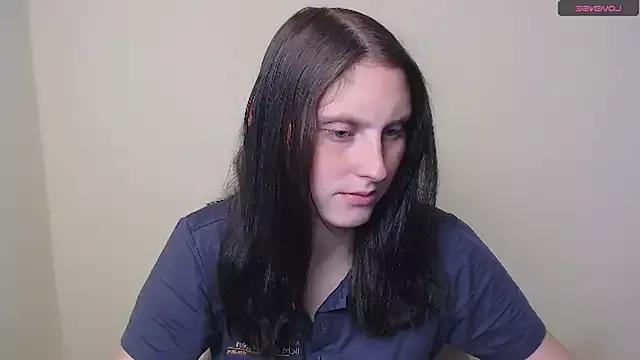 AdrianaRich_ from StripChat is Freechat