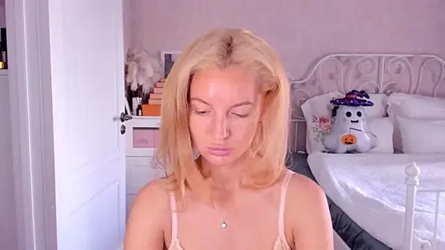 aestetick from StripChat is Freechat