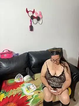 Afroditax4 from StripChat is Freechat