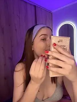 Agata_Holman from StripChat