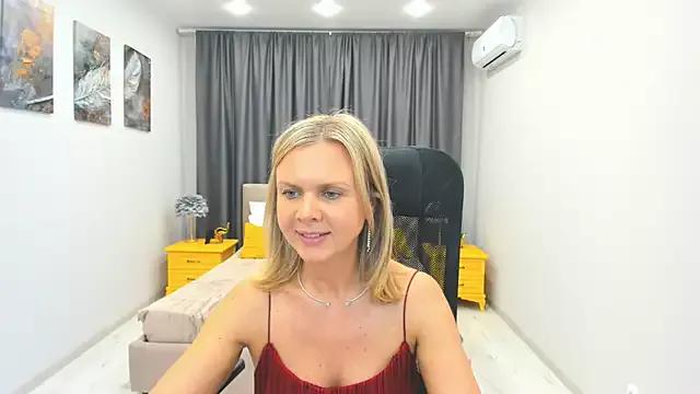 AgathaKlouin from StripChat