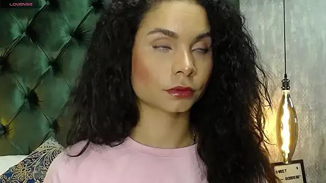 AgathaMendoza from StripChat is Freechat