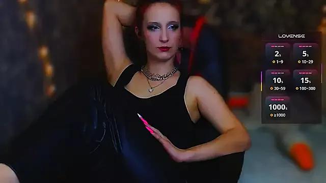 AgathaNoxe from StripChat