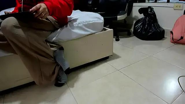 AggathaSanders_ from StripChat is Freechat