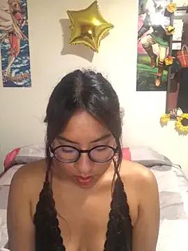 Ahrydoll from StripChat is Freechat