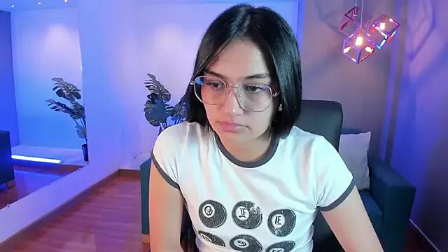 AidaJones from StripChat