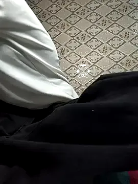 Aidakhan1212 from StripChat