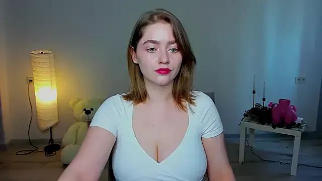 Try our streaming cams variety and talk on a personal level with our adorable girls streamers, showing off their bountiful shapes and dildos.