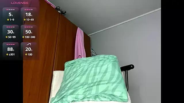 Try our streaming cams variety and talk on a personal level with our adorable girls streamers, showing off their bountiful shapes and dildos.