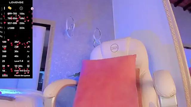 AilishBenson from StripChat