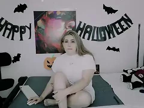 Aisha-Smith69 from StripChat is Freechat