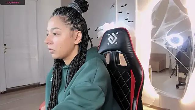 Aisha_Goldstein from StripChat is Freechat