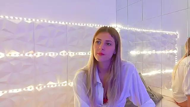 Aishha_ from StripChat is Private