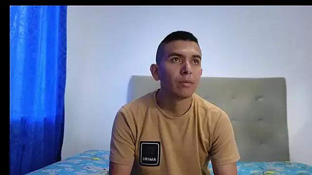 AitanaSantacruz from StripChat