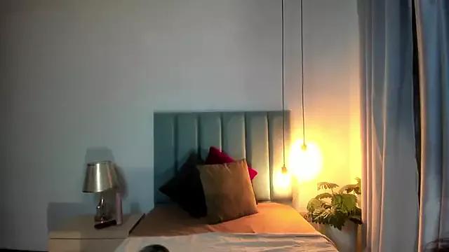 AitanaVelasquez from StripChat is Freechat
