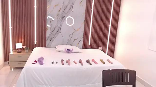 aixa_show from StripChat
