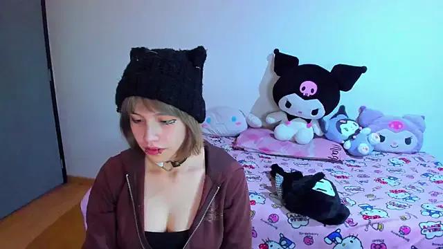 Akane-Mou from StripChat