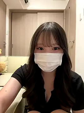 akari19chat on StripChat 