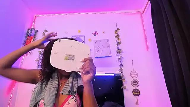 AkariRosetti from StripChat is Freechat