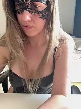 Akasha_007 from StripChat