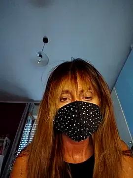 Akemi_rossi from StripChat is Freechat