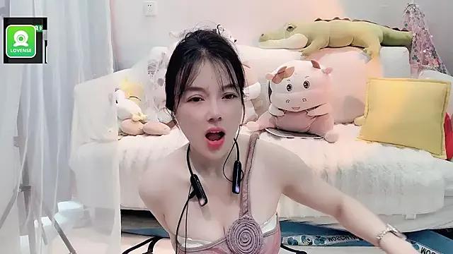Try our streaming cams variety and talk on a personal level with our adorable girls streamers, showing off their bountiful shapes and dildos.