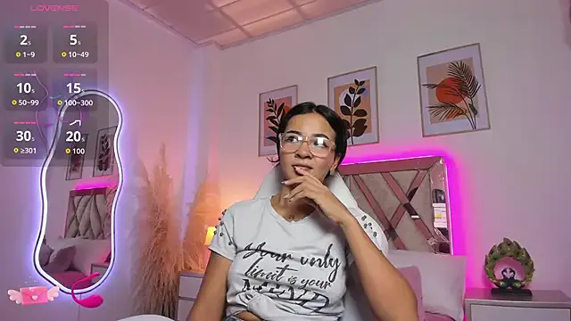 akira_09_ from StripChat is Freechat