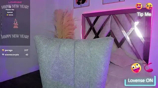 Try our streaming cams variety and talk on a personal level with our adorable girls streamers, showing off their bountiful shapes and dildos.