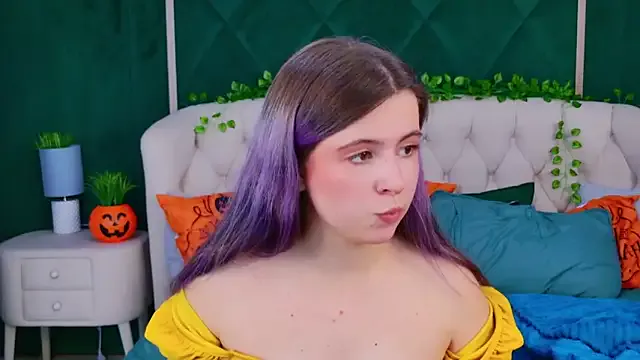 Try our streaming cams variety and talk on a personal level with our adorable girls streamers, showing off their bountiful shapes and dildos.