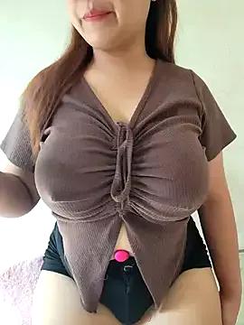 Akira_sera from StripChat is Freechat