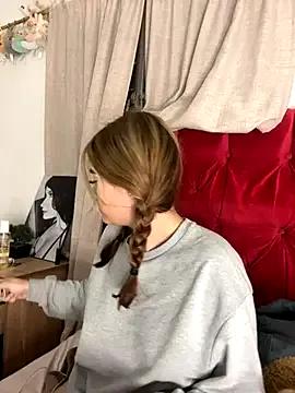 akirahattori from StripChat is Freechat