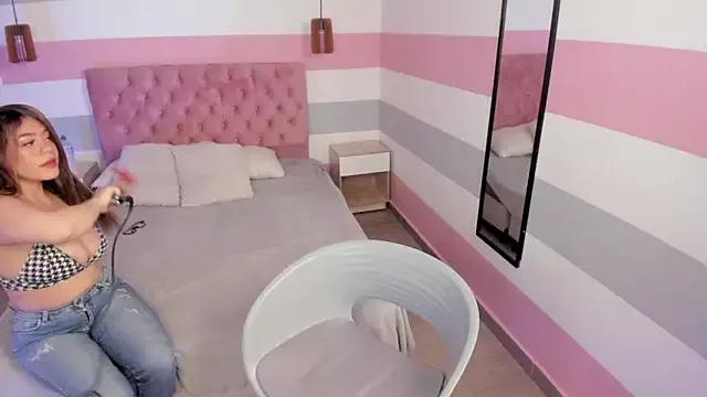 Try our streaming cams variety and talk on a personal level with our adorable girls streamers, showing off their bountiful shapes and dildos.