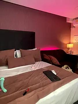 Alahia_Monroe from StripChat is Freechat