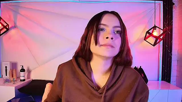 Try our streaming cams variety and talk on a personal level with our adorable girls streamers, showing off their bountiful shapes and dildos.