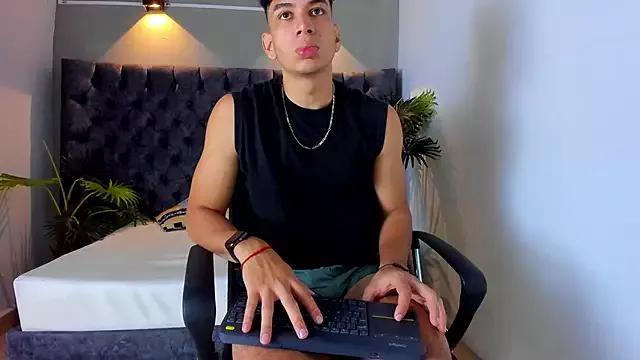 ALAN_REDINGER from StripChat is Freechat