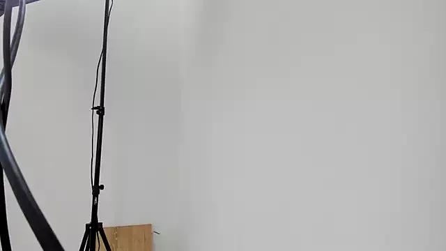 alana_111 from StripChat is Freechat