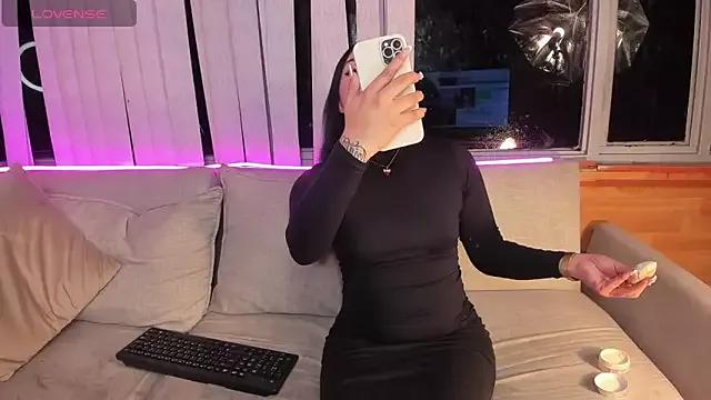 Try our streaming cams variety and talk on a personal level with our adorable girls streamers, showing off their bountiful shapes and dildos.