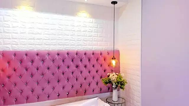 Try our streaming cams variety and talk on a personal level with our adorable girls streamers, showing off their bountiful shapes and dildos.