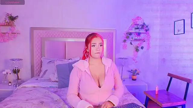 AlanaOdison from StripChat