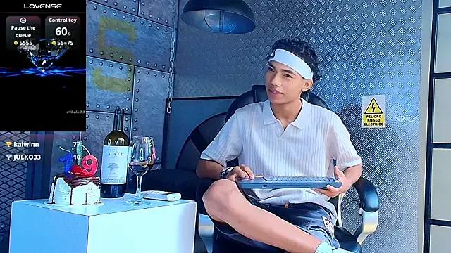 AlanCutee from StripChat is Freechat