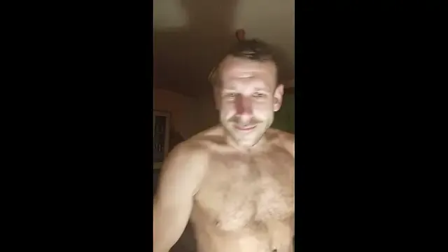 AlanDeLuca on StripChat 