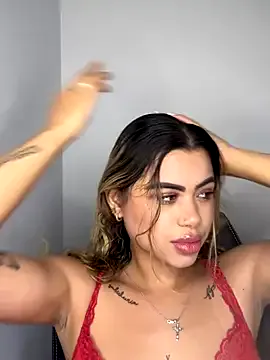 Alanna-foxx from StripChat is Freechat