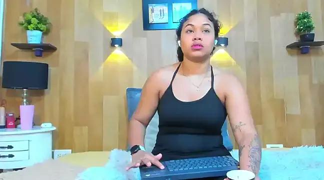 Alanna_Jones from StripChat