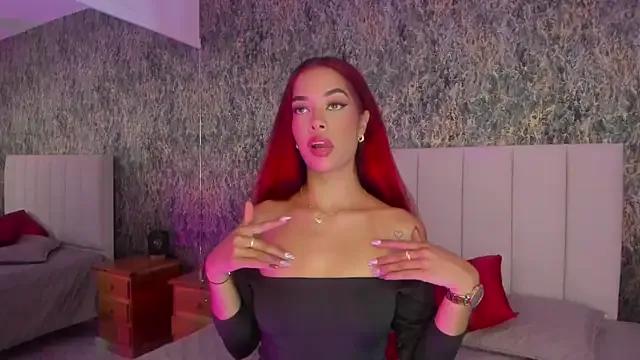 AlannaBlakes from StripChat