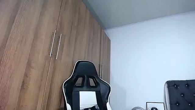 AlanNaughty from StripChat