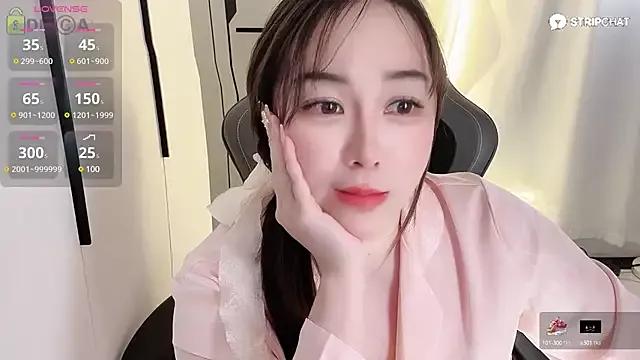 Try our streaming cams variety and talk on a personal level with our adorable girls streamers, showing off their bountiful shapes and dildos.