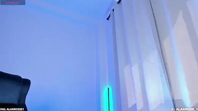 AlanRose01 on StripChat 