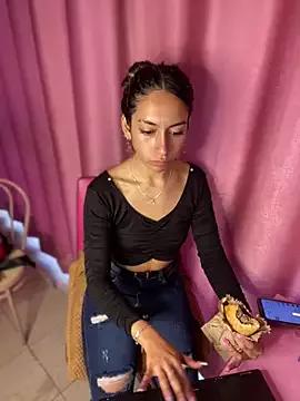 Alaska_euphoria from StripChat is Freechat